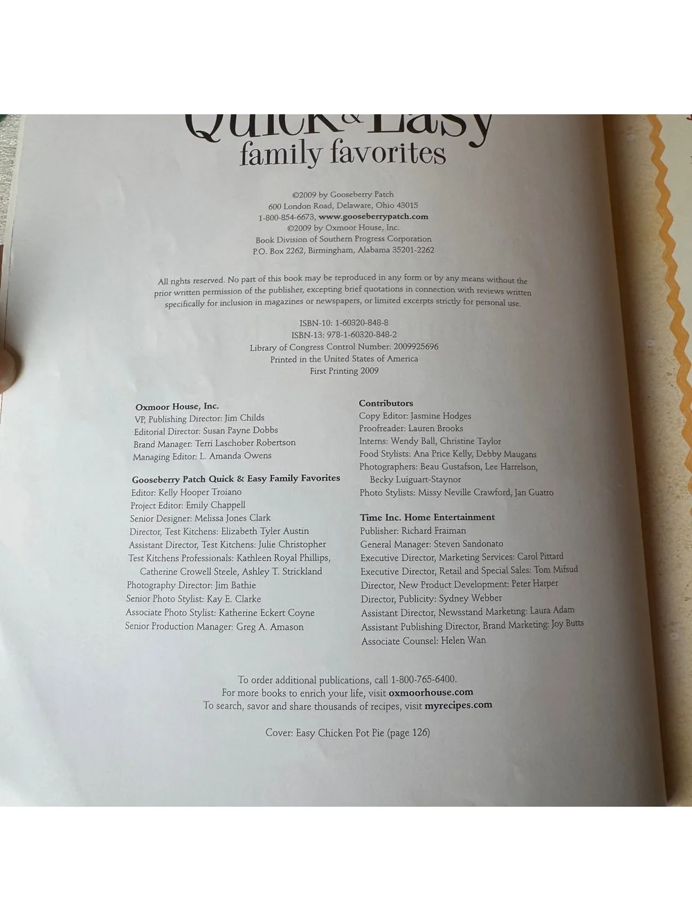 Gooseberry Patch Quick & Easy Family Favorites Cookbook 2009 Over 200 Recipes